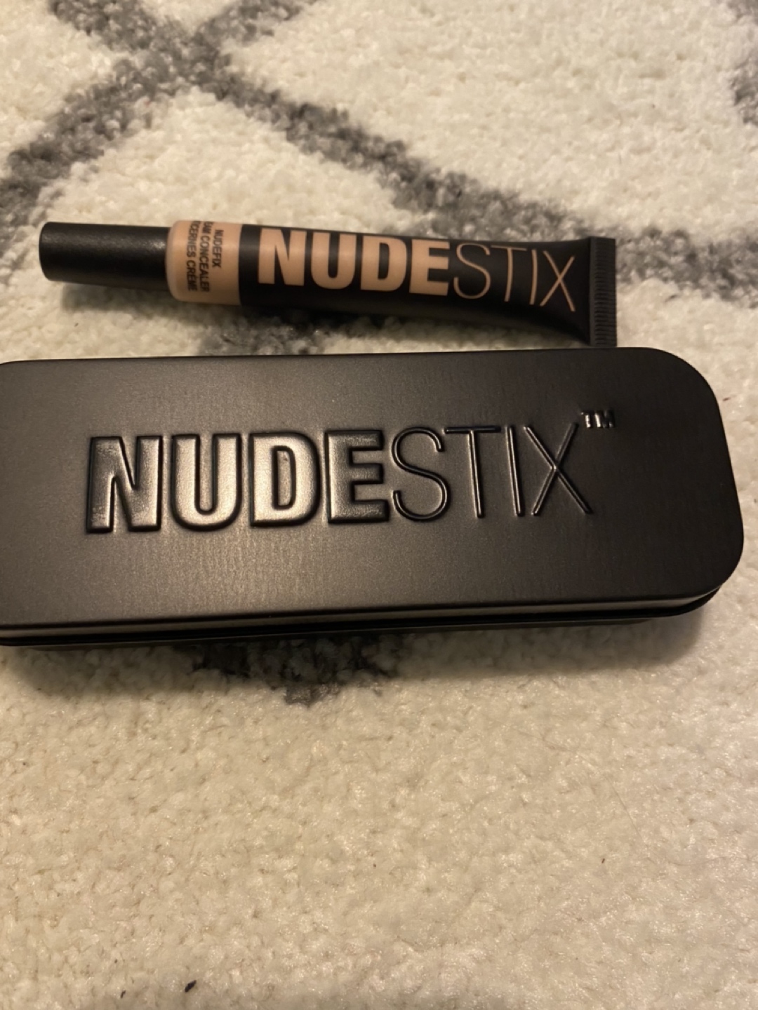 Nudestix nudefix cream concealer. Nude 3 thumbnail