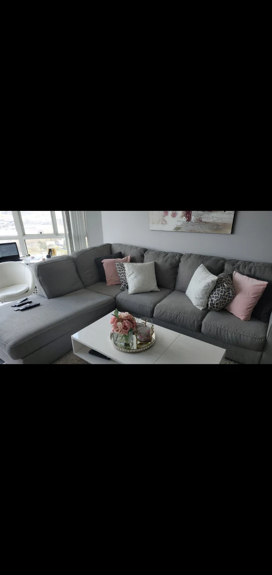 chsise lounge couch