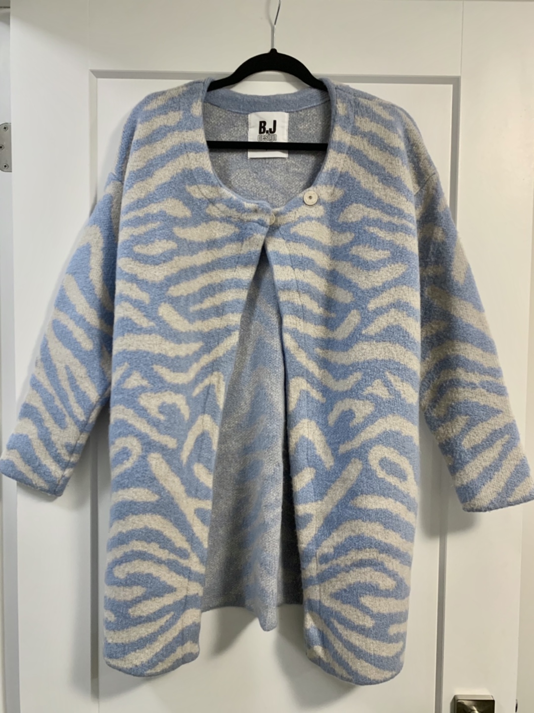 Sky blue zebra pattern cardigan