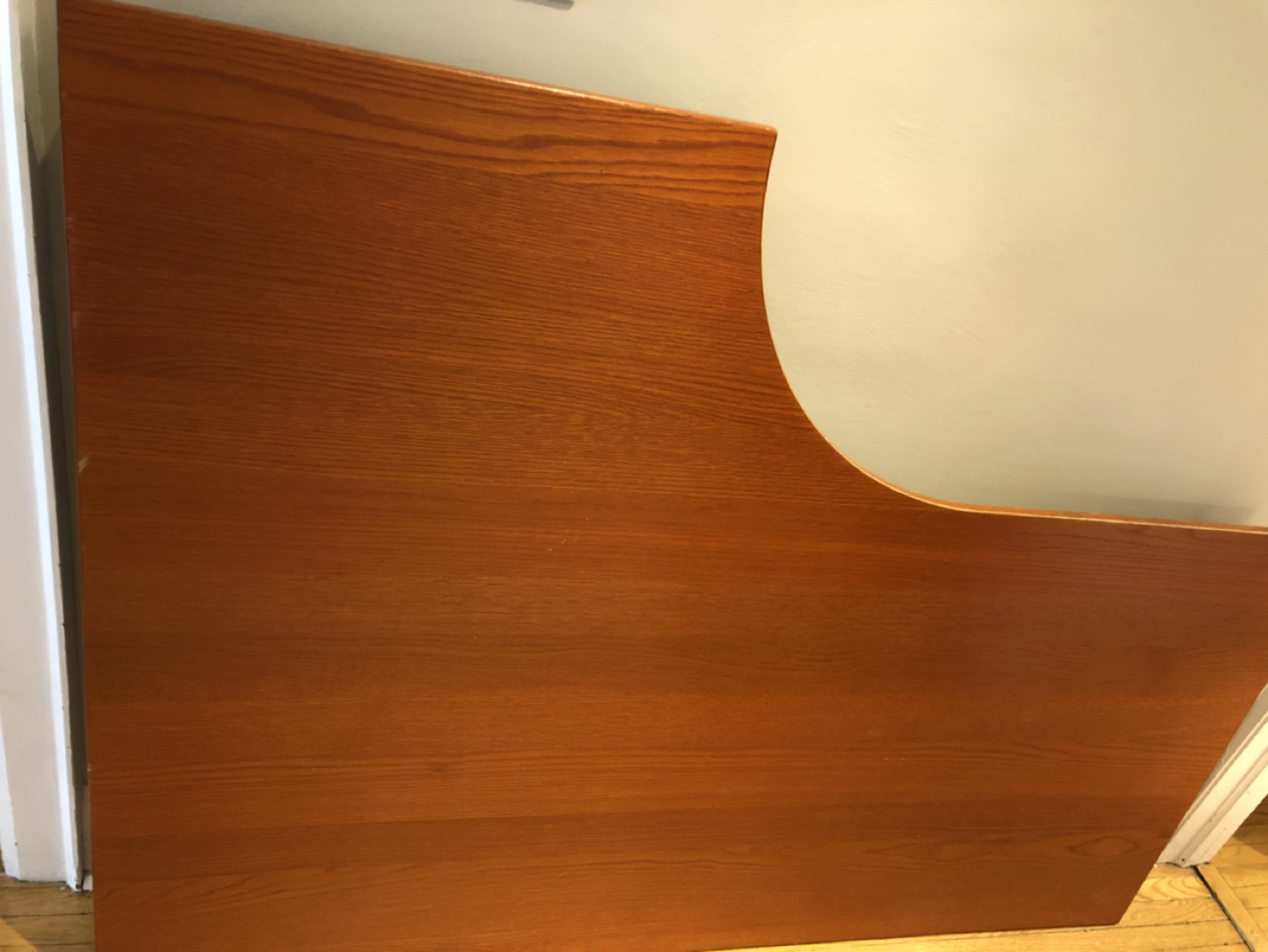 Ikea desk, with extendable legs - photo 3