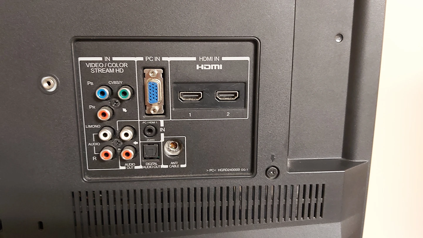 Toshiba TV 24 inches - photo 3