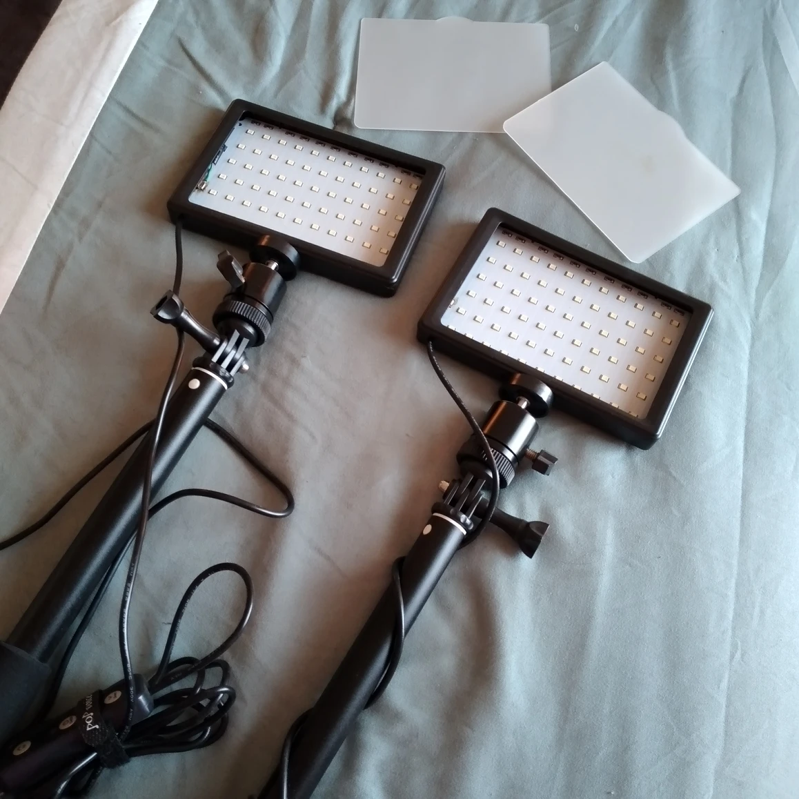 LED Video Tripod Lights thumbnail