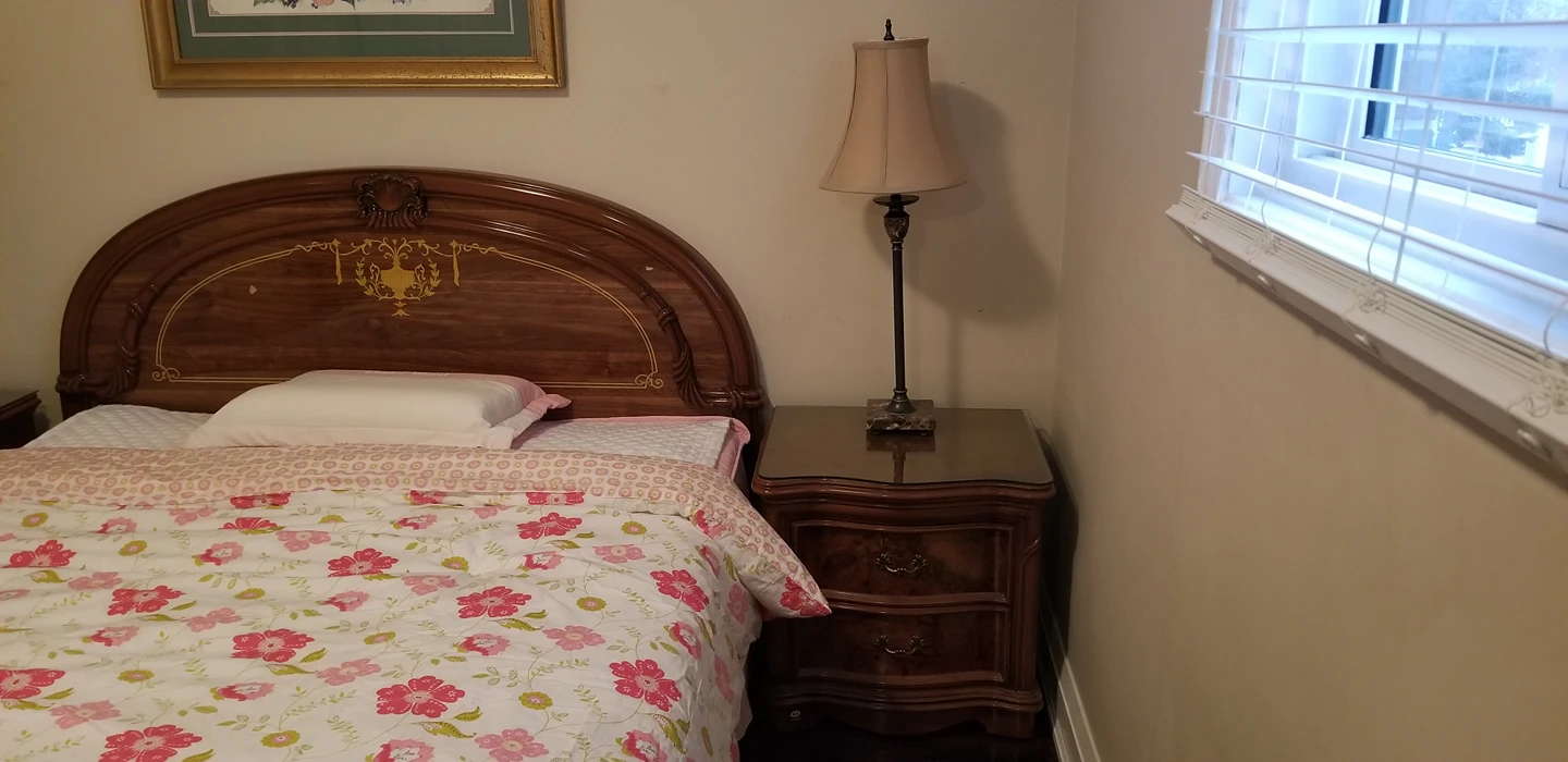 2 bed side tables - photo 2