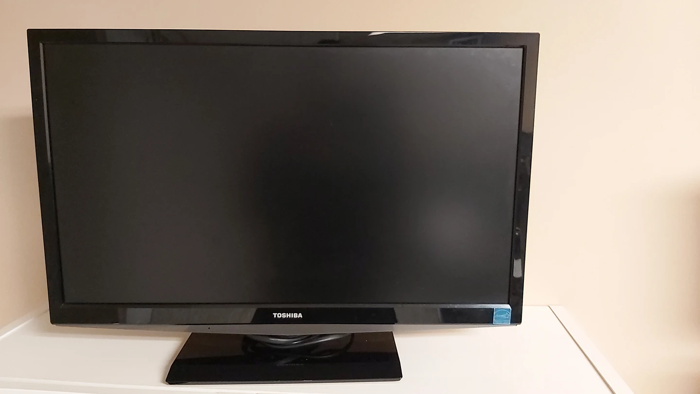 Toshiba TV 24 inches