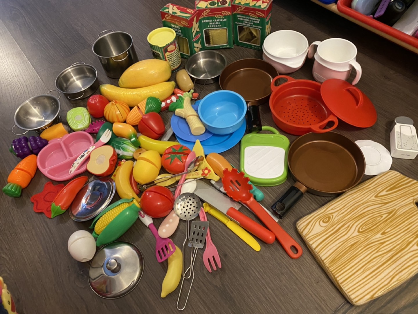 Little Tikes Grand Serves Kitchen and Barbecue image indicator(5)