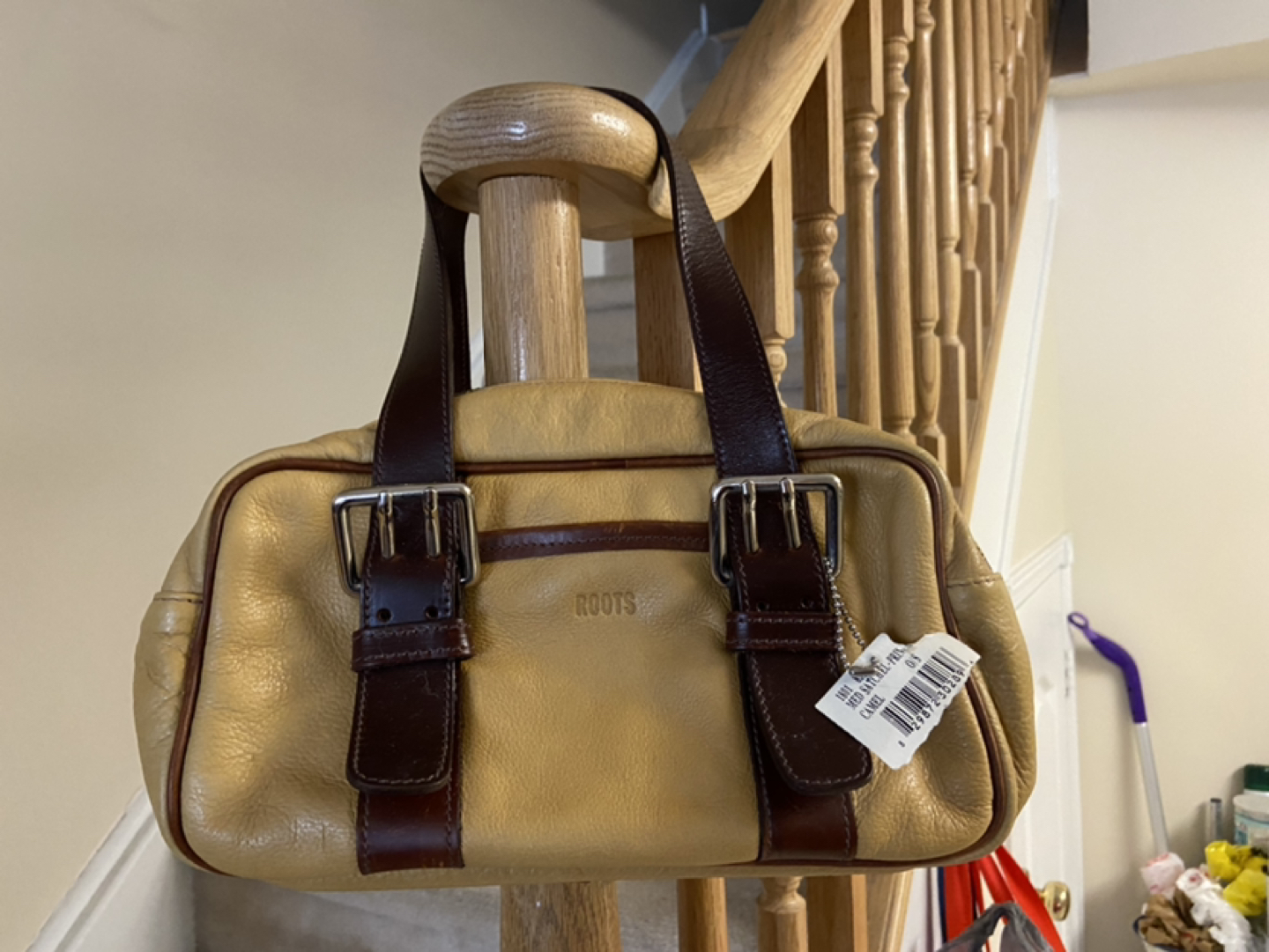 ROOTS Leather Bag