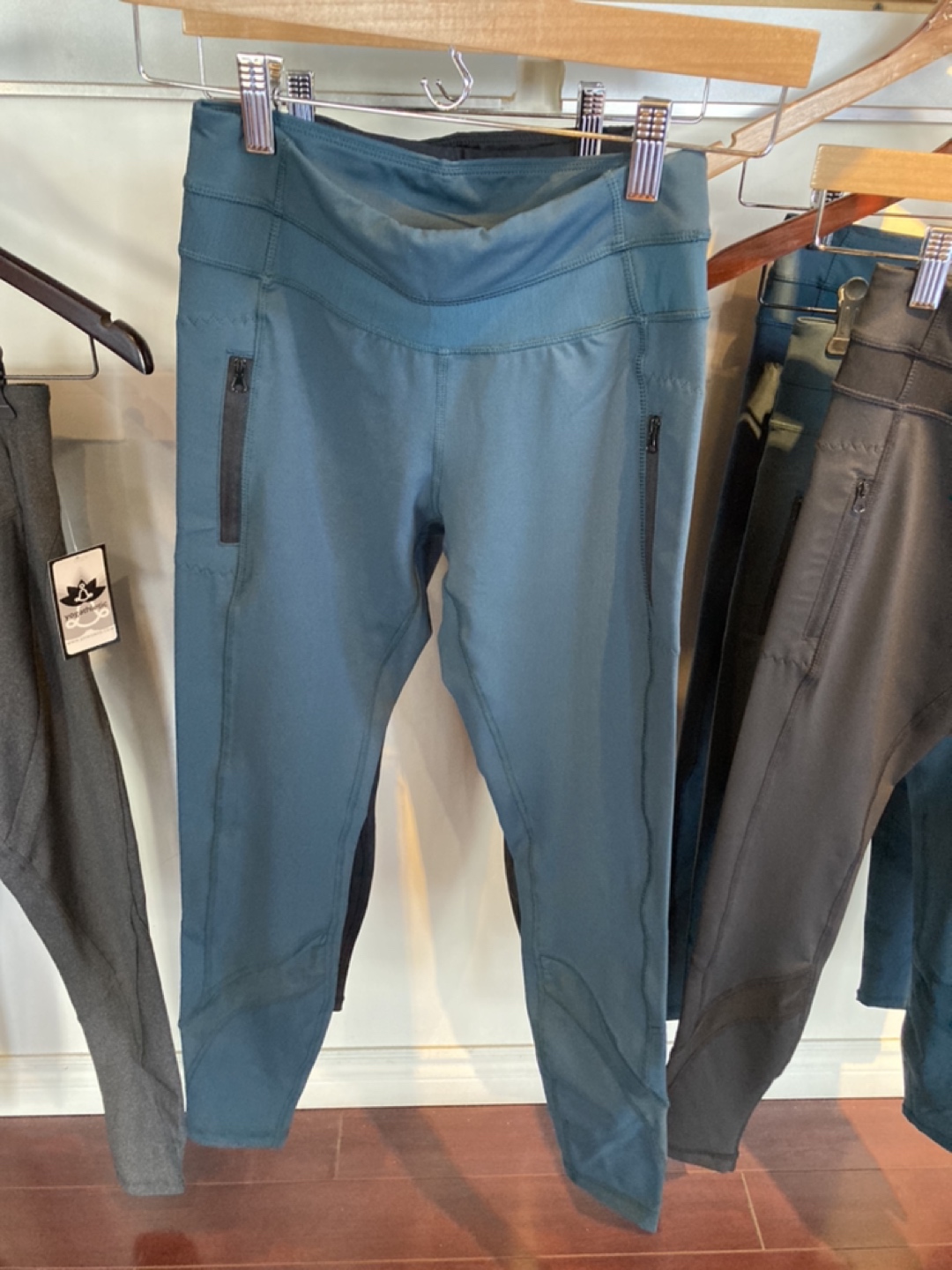 Yoga Atlantic leggings image indicator(6)