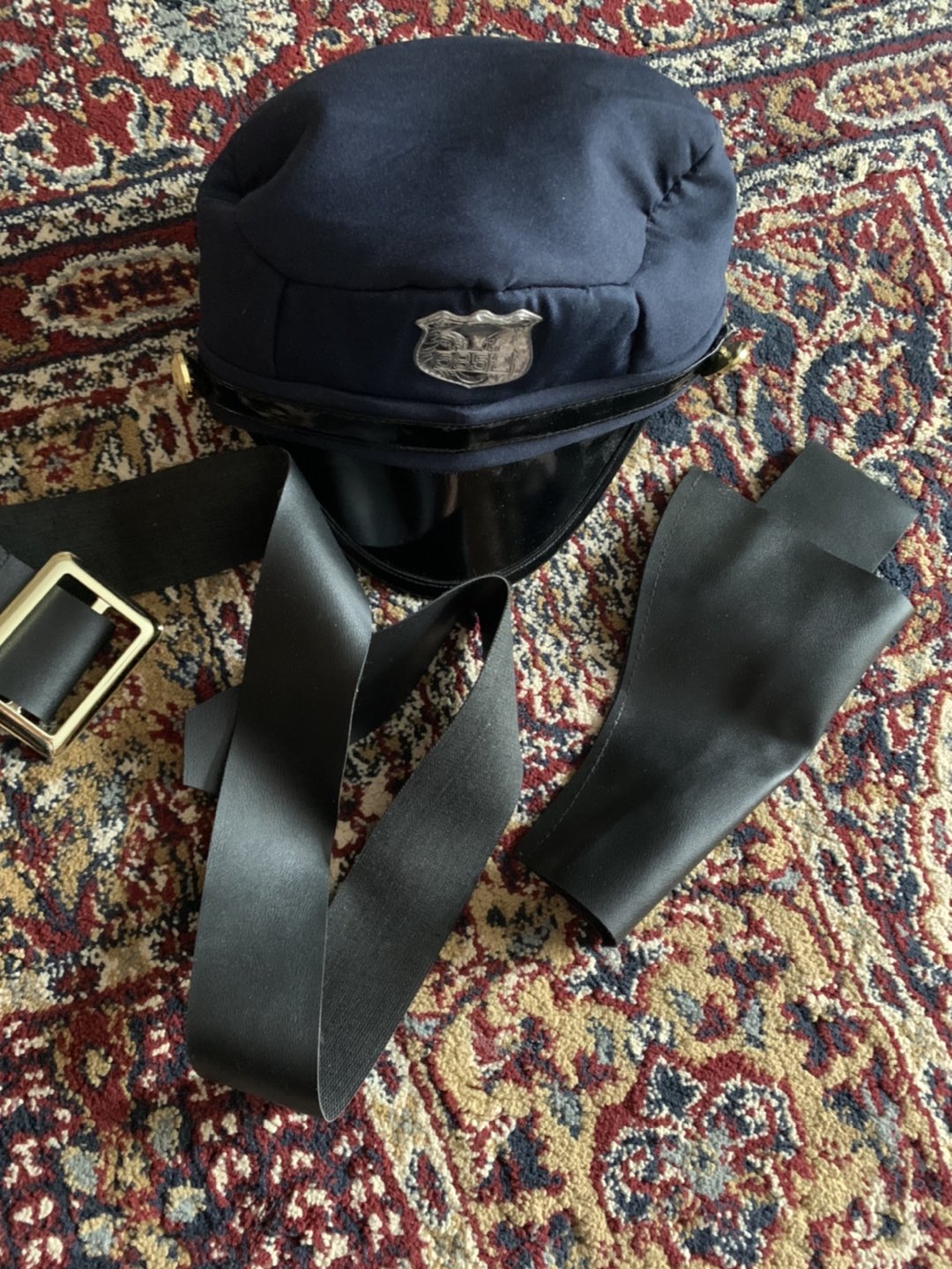 Police custom for kids with a hat and gun belt