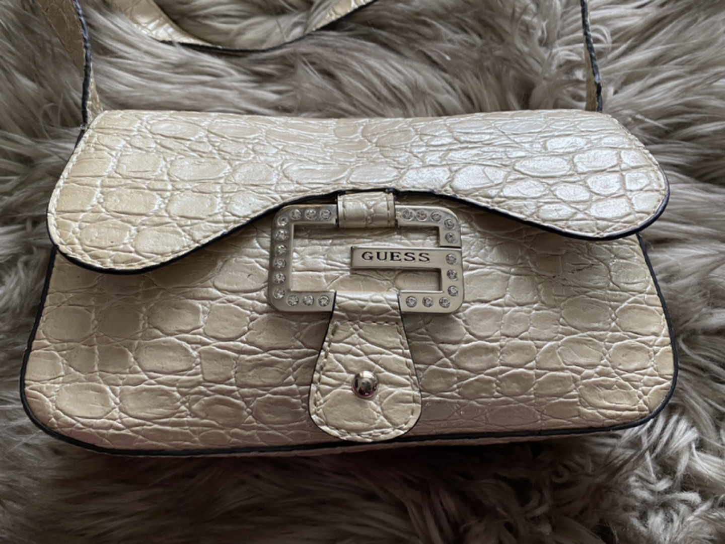 Small guess purse