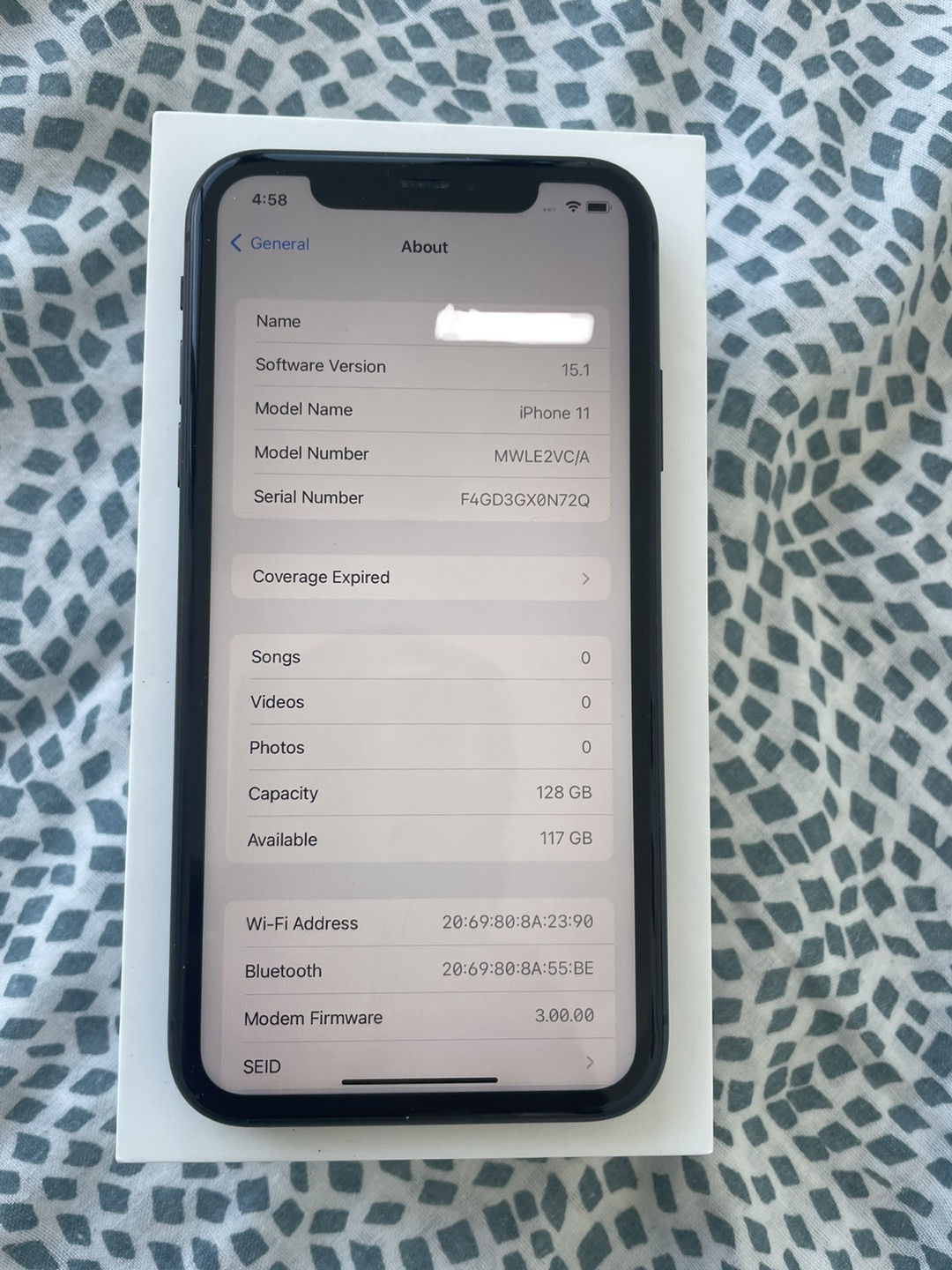 Mint condition Iphone 11 128gb image indicator(5)