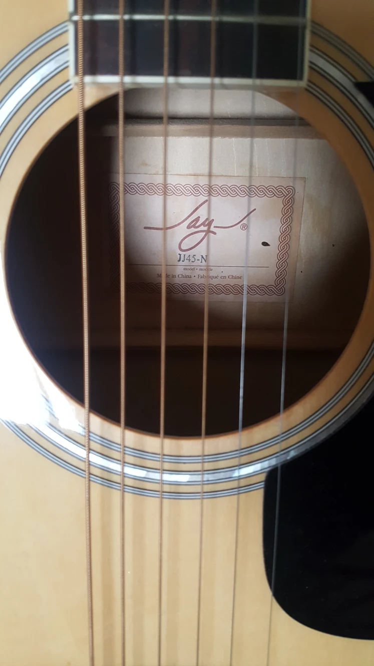 Acoustic guitar - Jay - photo 2