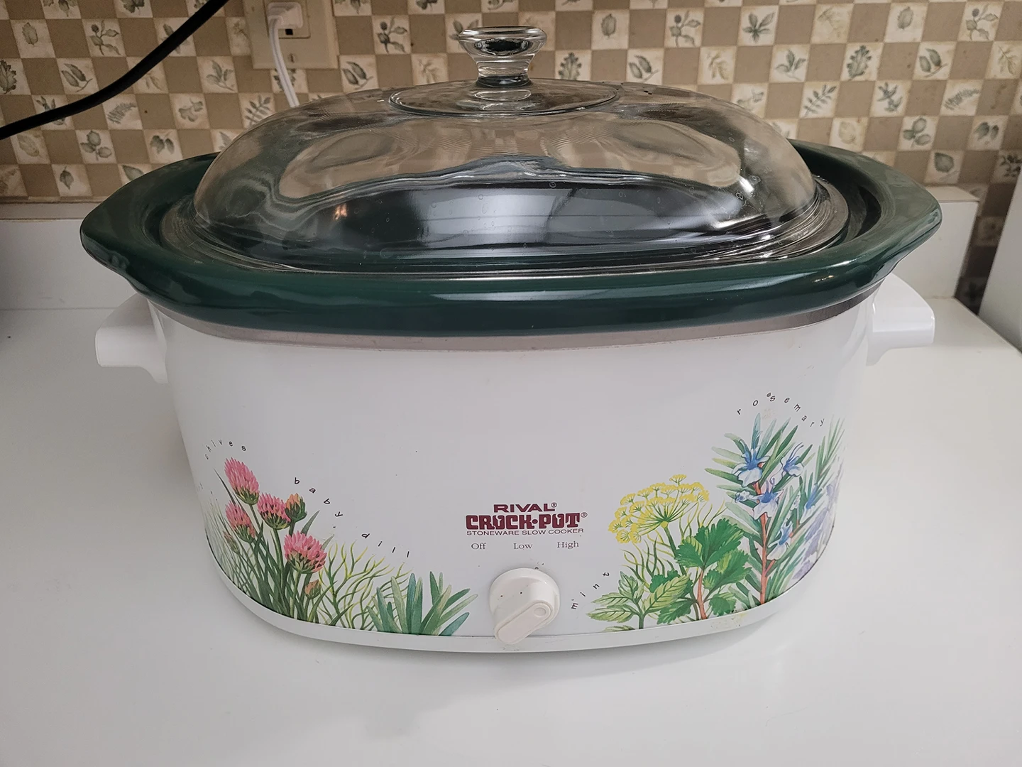 Rival 4.5qt Oval crock -pot slow cooker. image indicator(3)