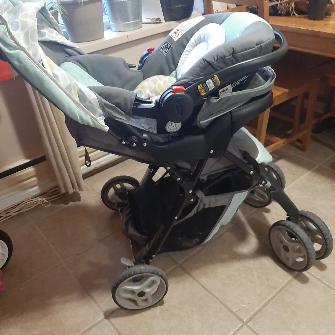 FREE! GRECO BABY STROLLER AND CAR SEAT thumbnail