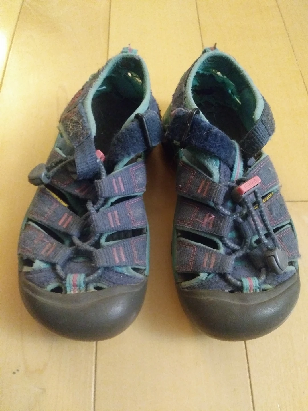 Keen sandals #freecycle thumbnail