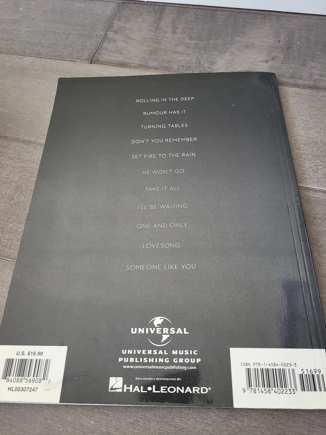 Adele 21 - Piano/Guitar/Vocal Book image indicator(3)