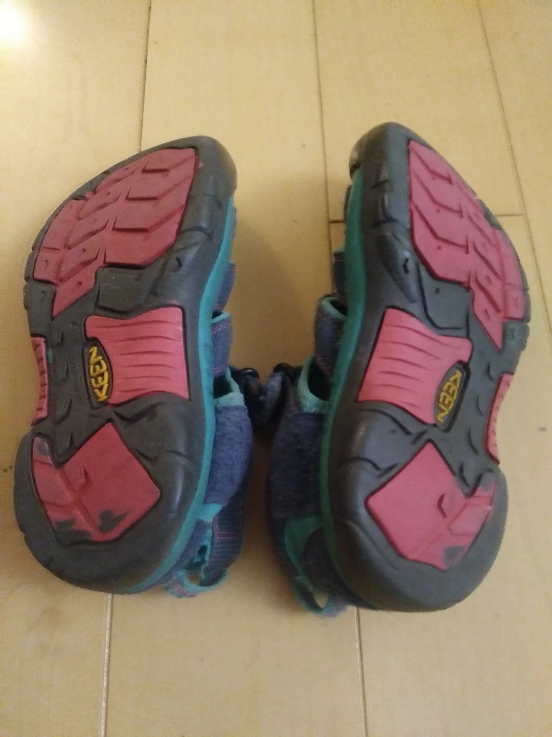 Keen sandals #freecycle image indicator(2)