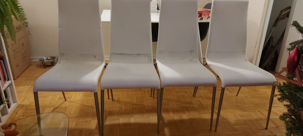 free chairs - photo 2