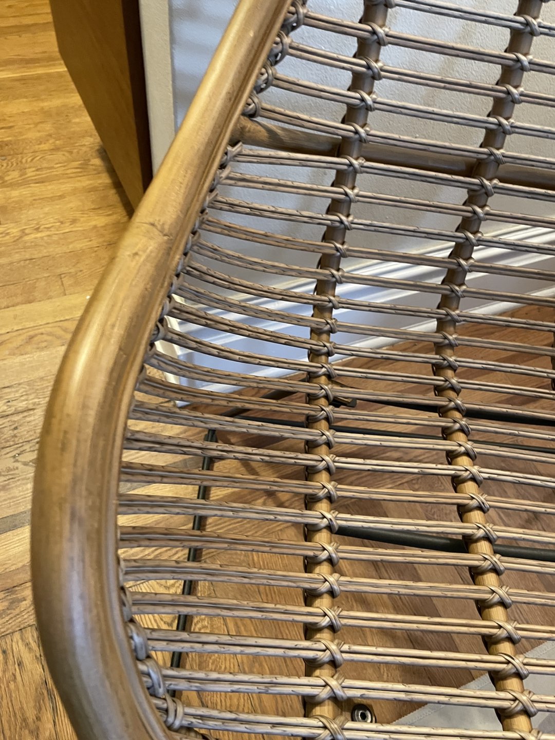 Natural wood rattan chair - photo 3