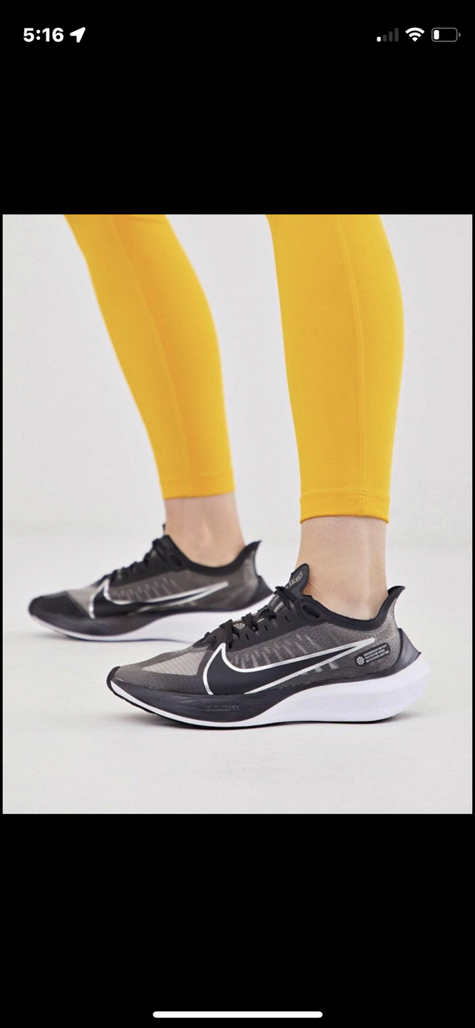 Nike womens size 8 - photo 4