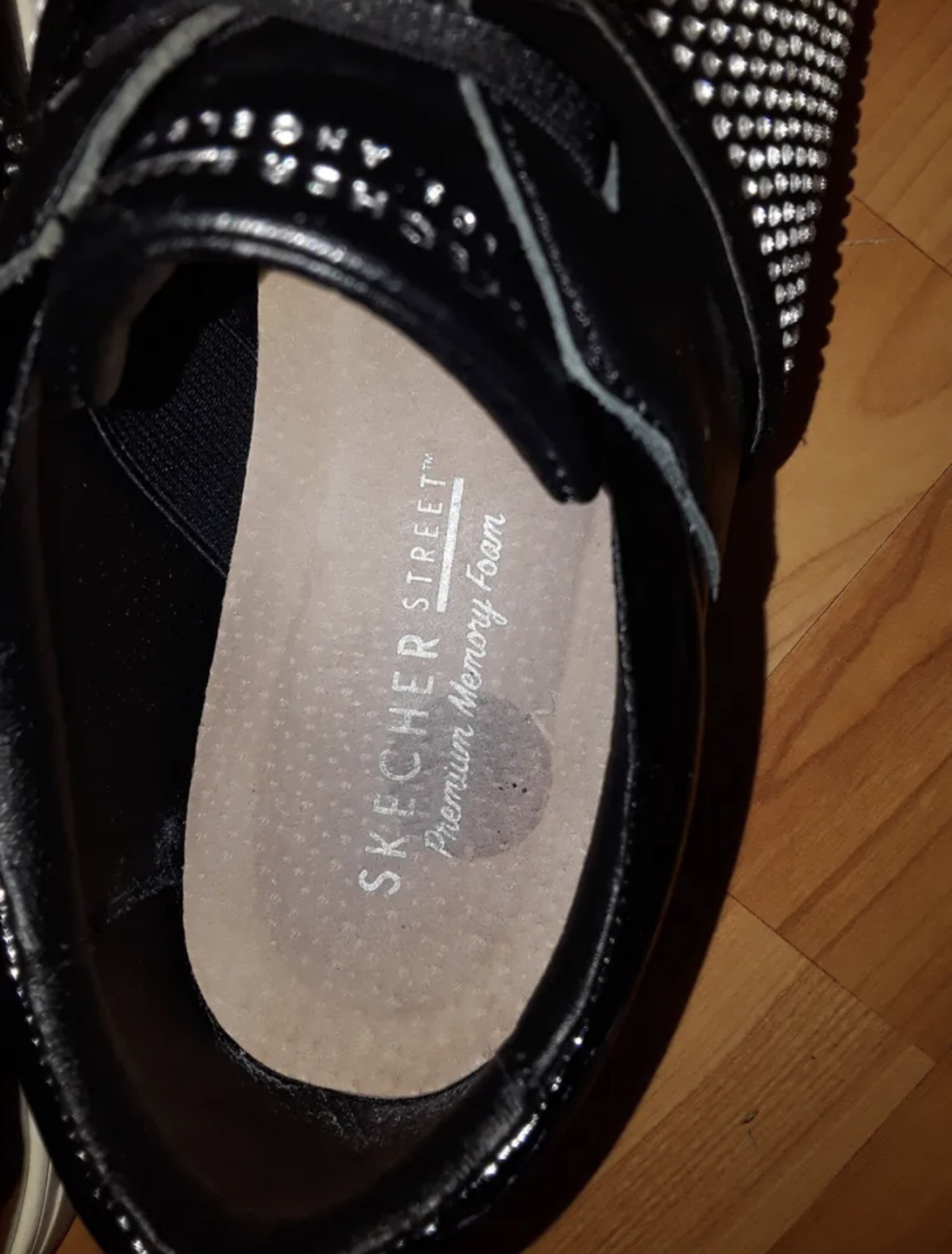 Leather Sketcher sneakers Sz.9 image indicator(5)