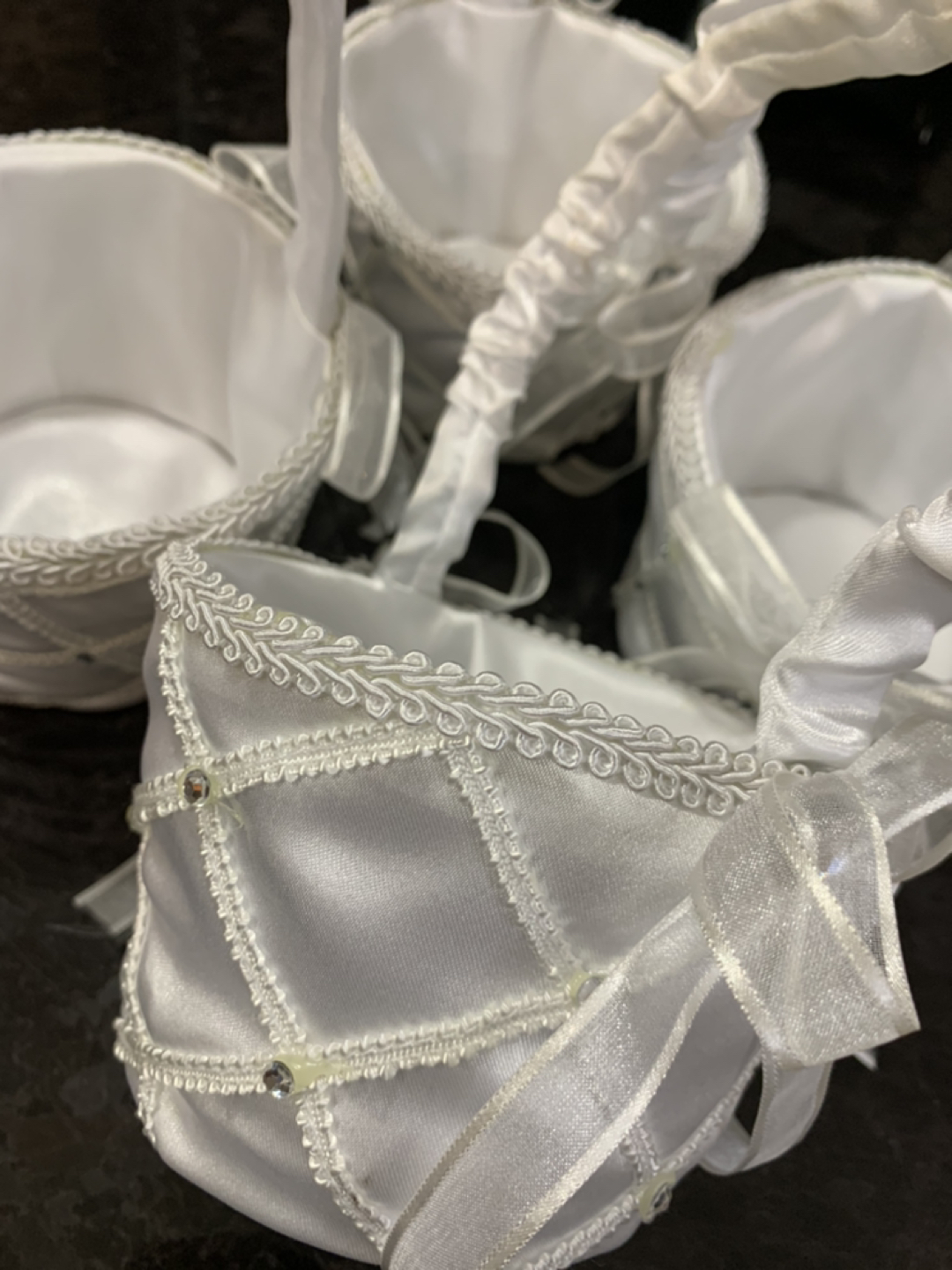Flower girl baskets for wedding