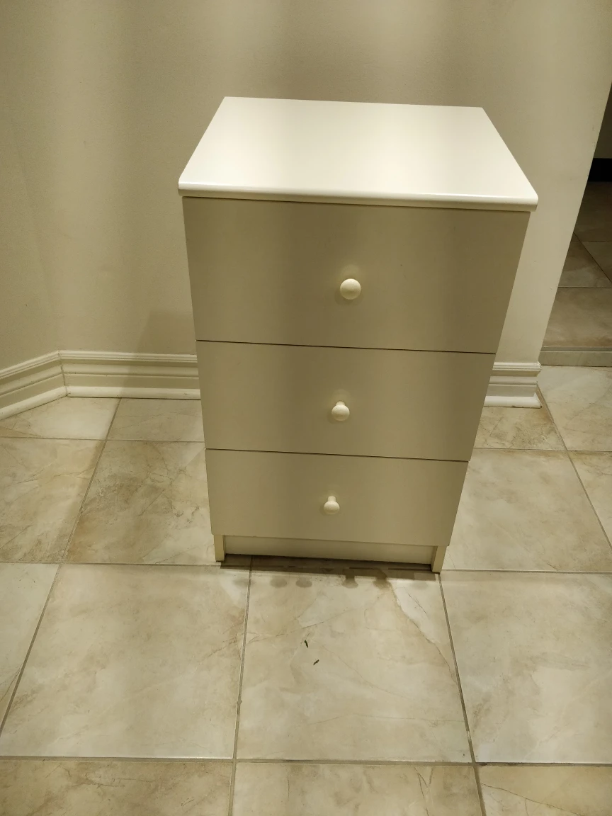 3 drawer side table, White