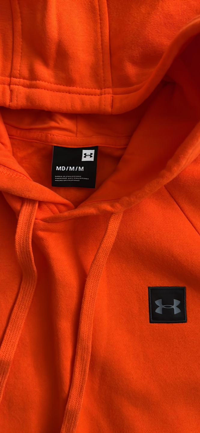Hoodie Under Armour $15