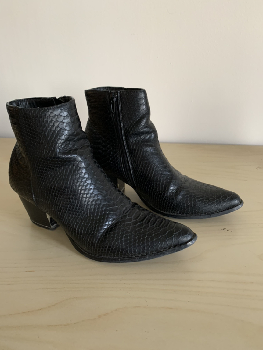 Leather booties black