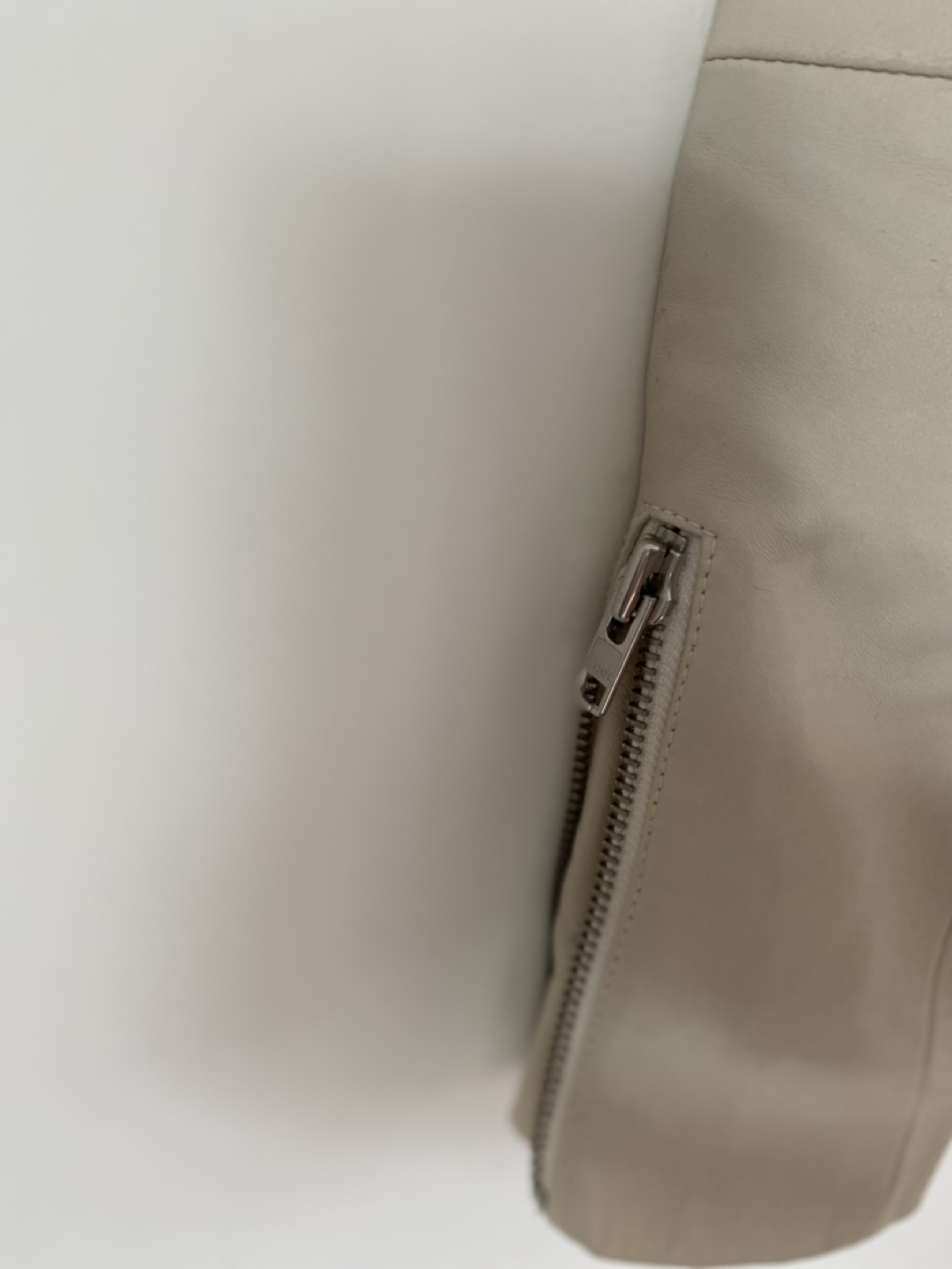 Brand new leather jacket with tags image indicator(4)