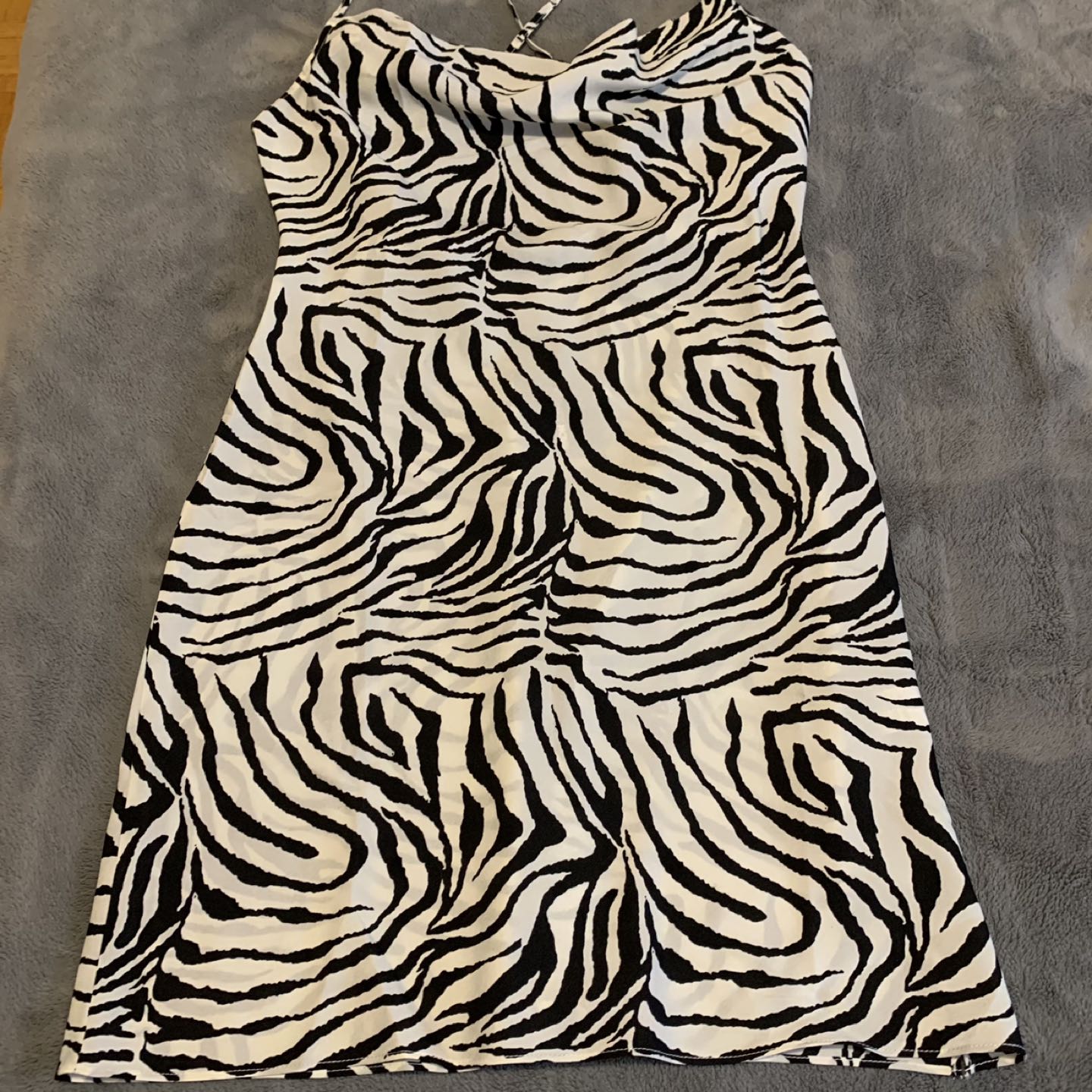 FashionNova Summer Dress image indicator(2)