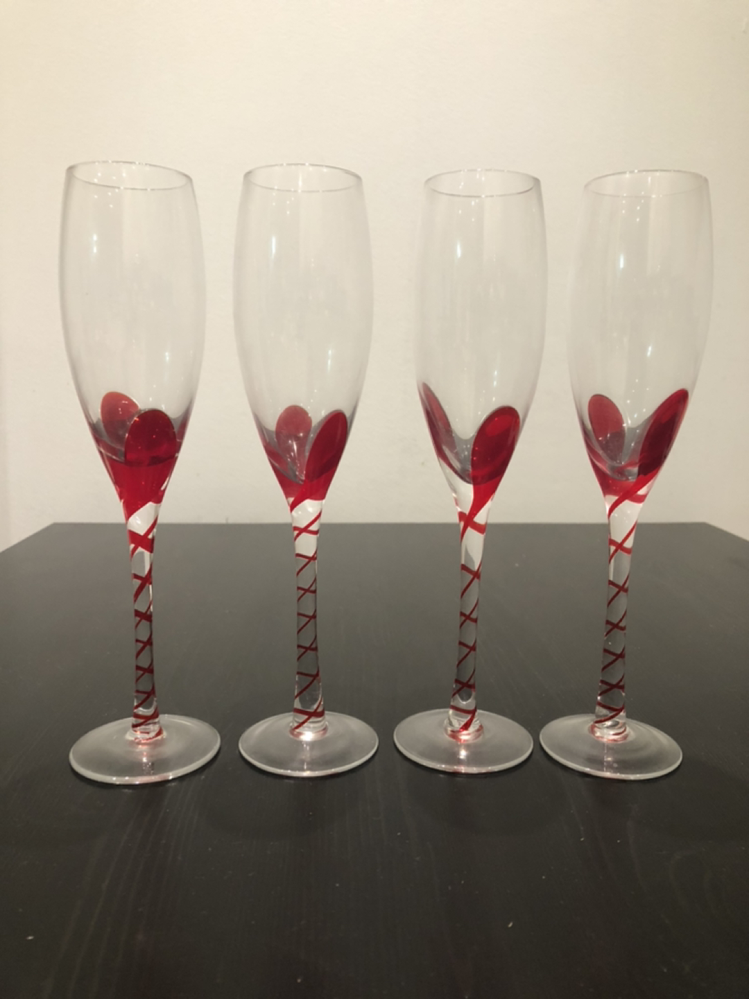 Set of 4 glass champagne flutes