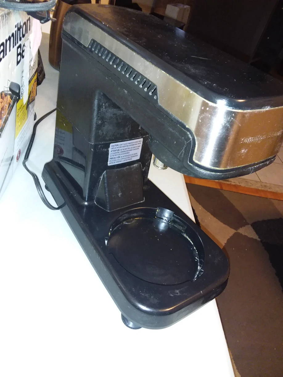 Hamilton Beach 6 speed stand mixer - photo 3