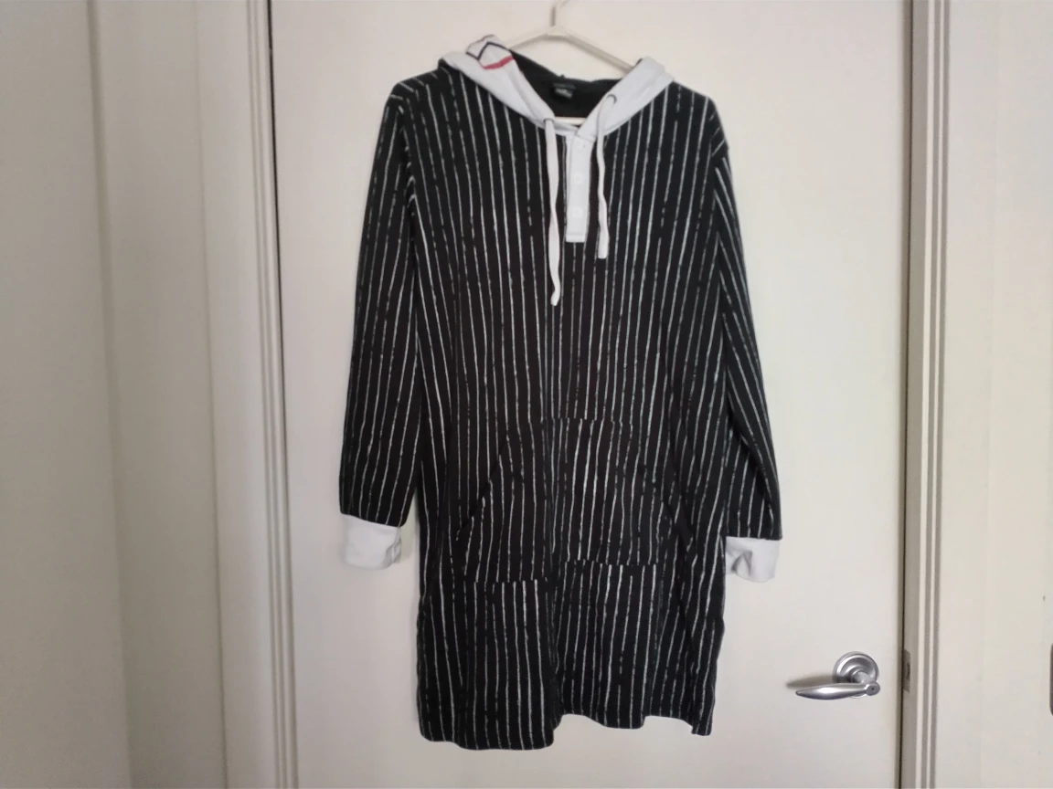 Disney's Nightmare Before Christmas Tunic Hoodie Large thumbnail
