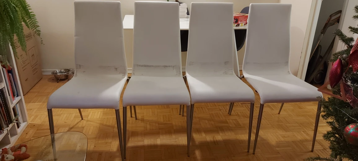 free chairs - photo 3