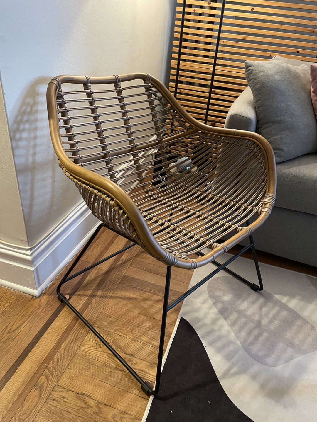 Natural wood rattan chair - photo 2