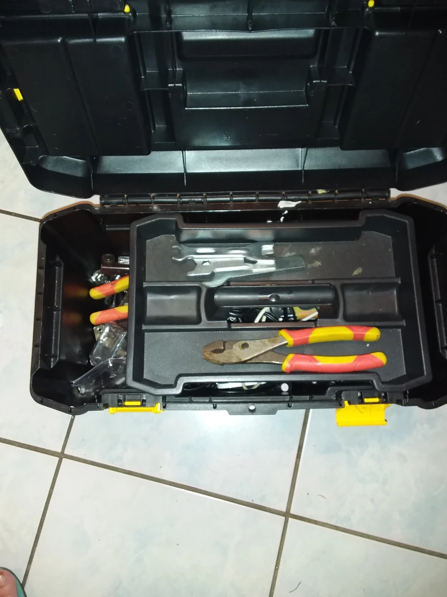 TOOL BOX