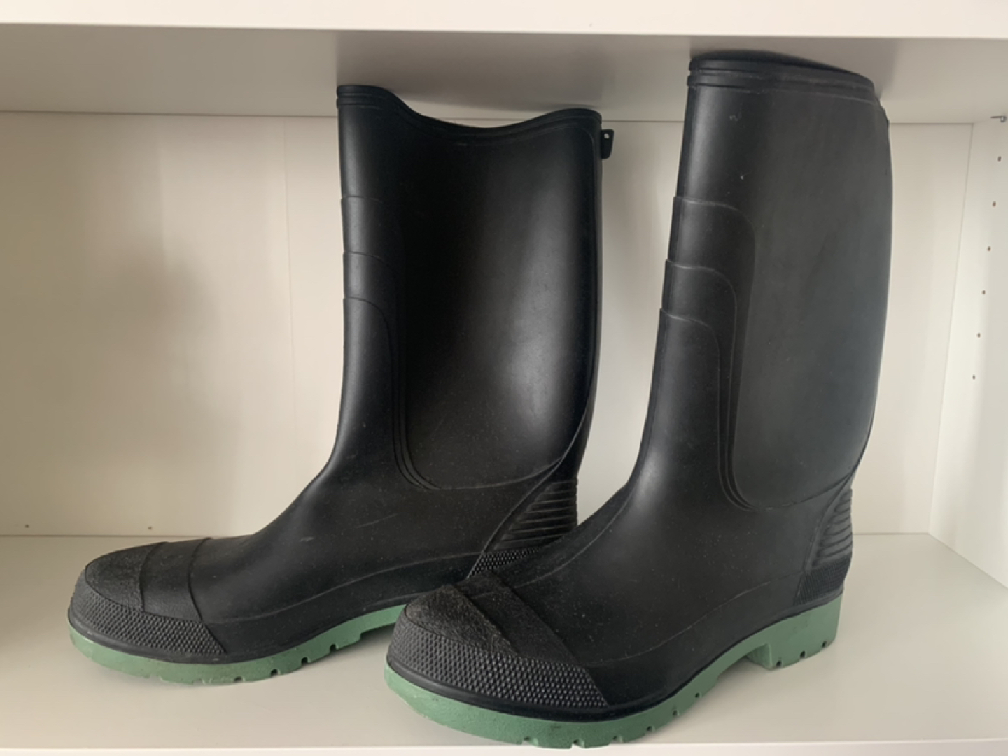 Waterproof rain boits thumbnail