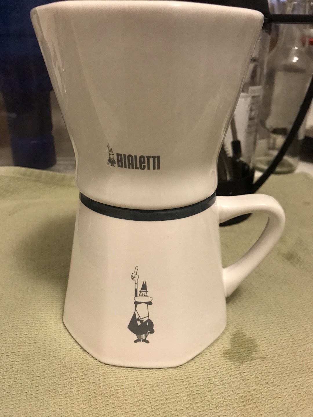 Bialetti Porcelain pourover coffee dripper with mug