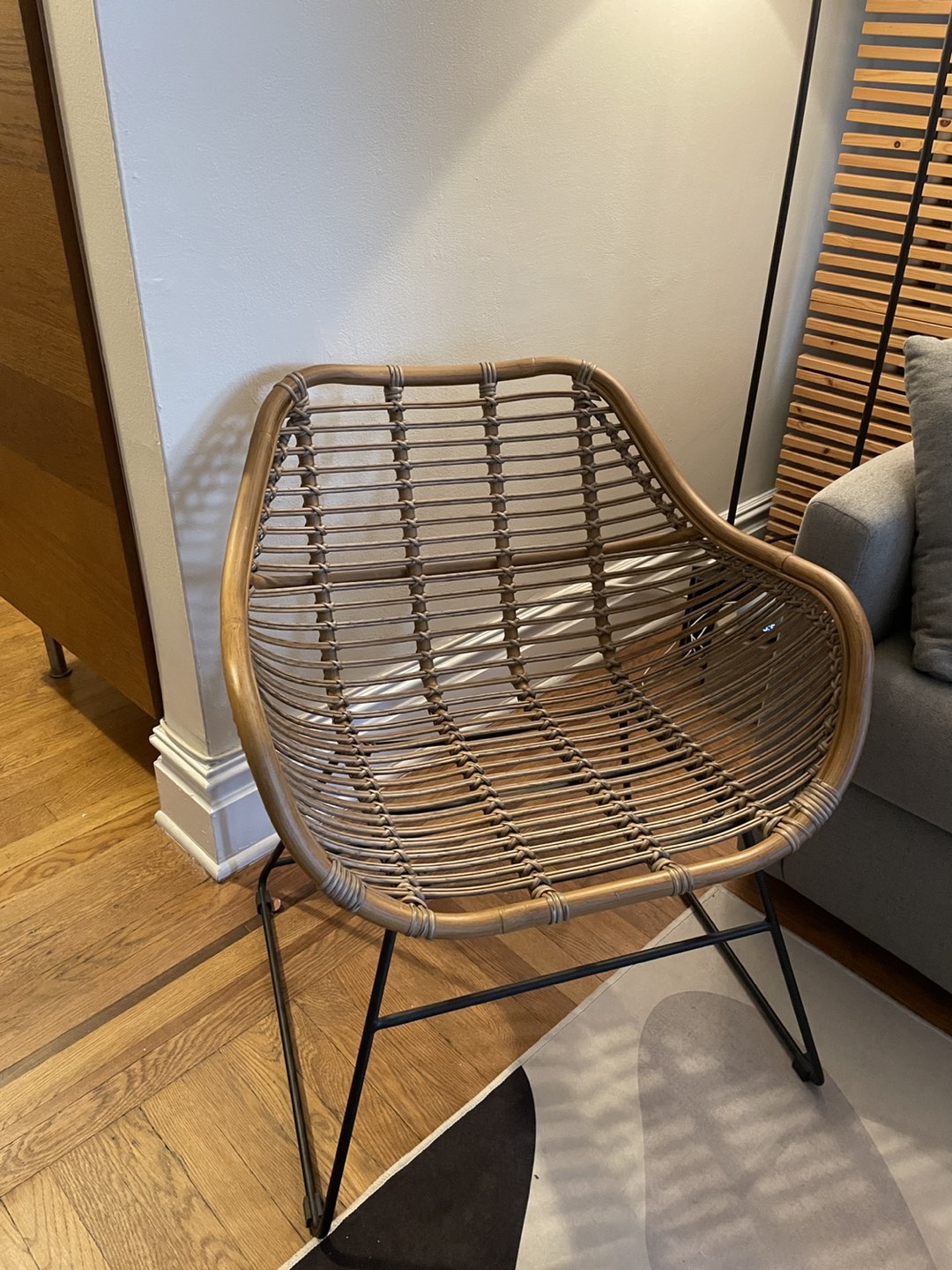 Natural wood rattan chair