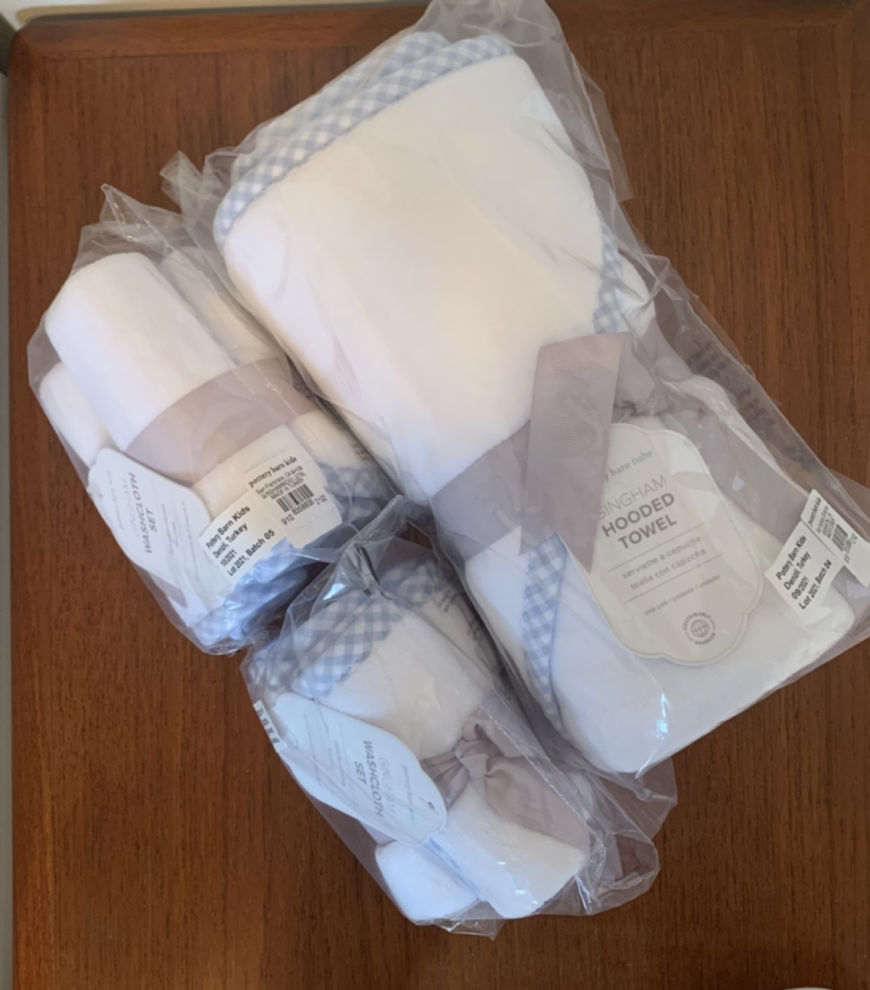 Pottery Barn Kids Baby Hooded Bath Towel & Washcloths BNWT
