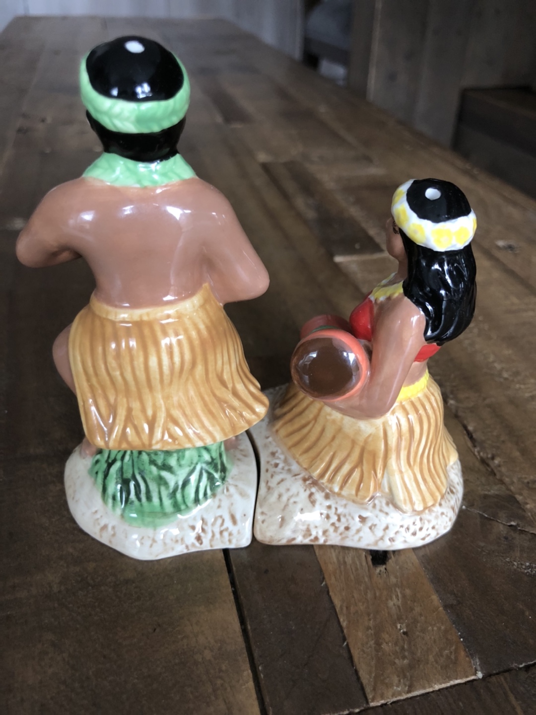 Vintage Hawaiian Salt & Pepper Shaker #freecycle image indicator(3)