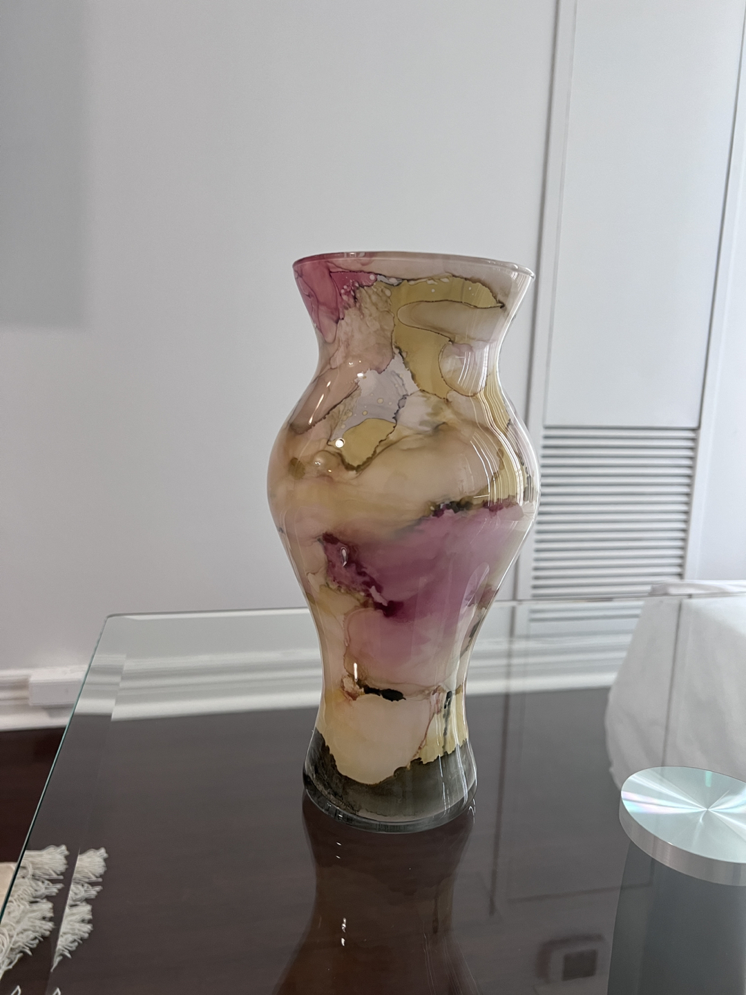Table vase thumbnail