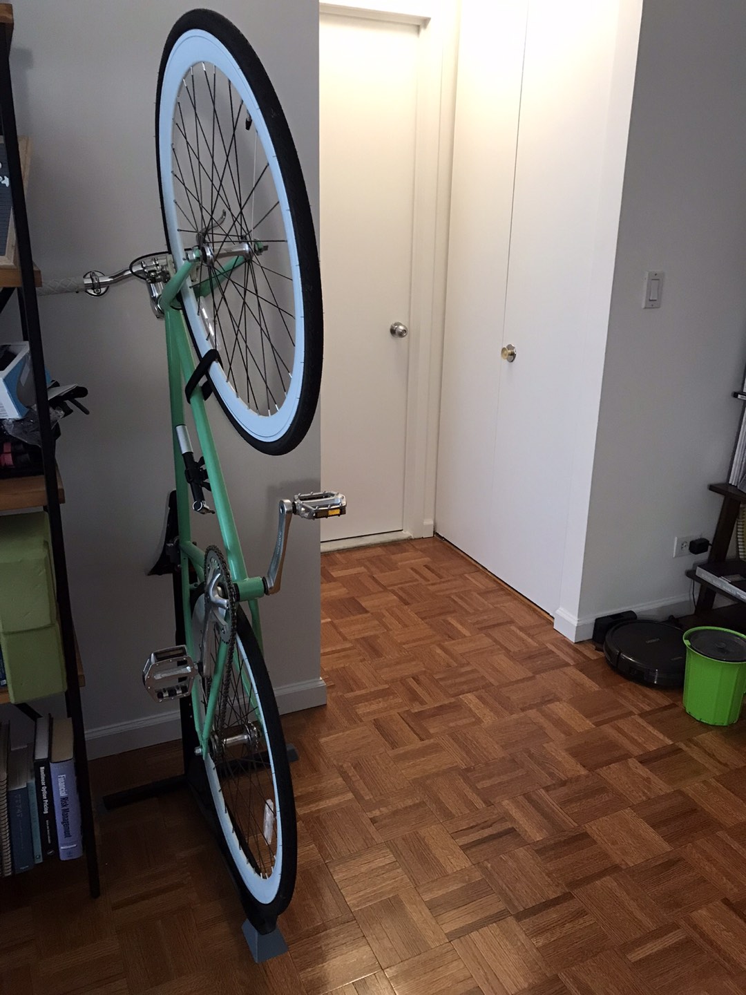 Road bike+ bike stand +portable tire pump+ bike lock.