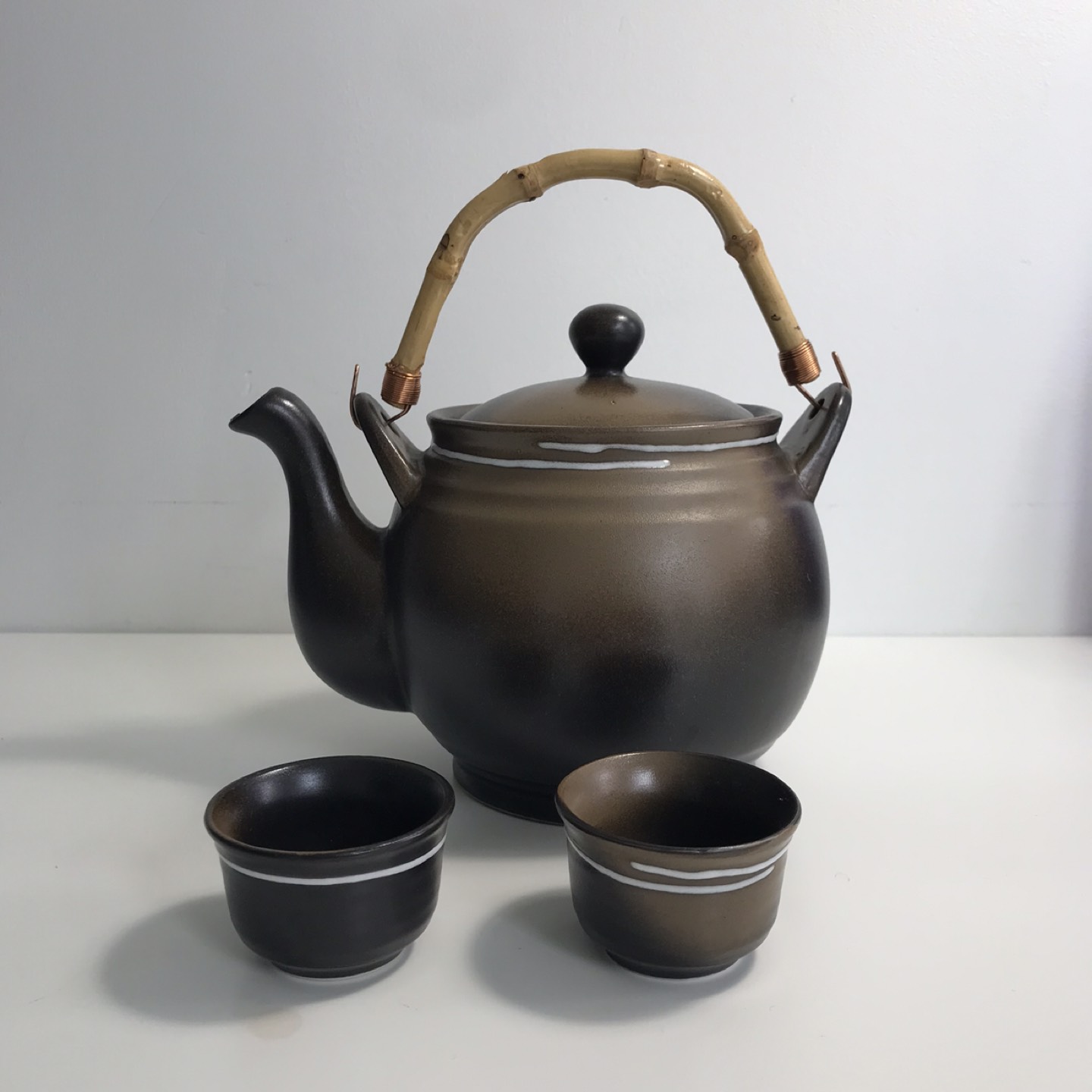 Tea pot thumbnail