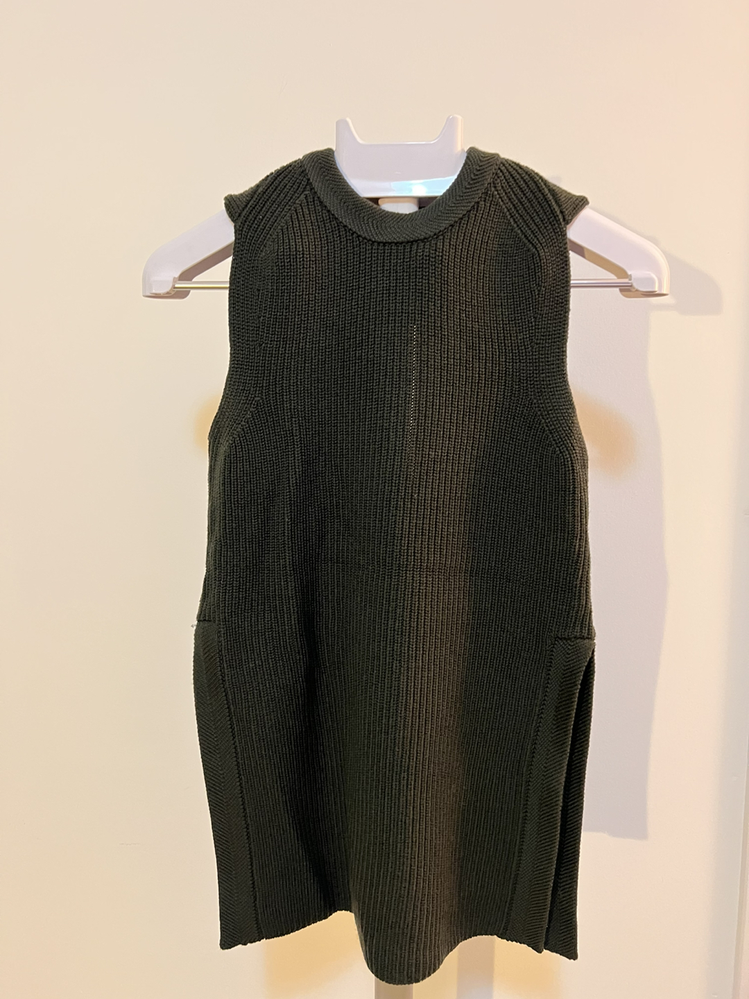 Wilfred knit vest thumbnail