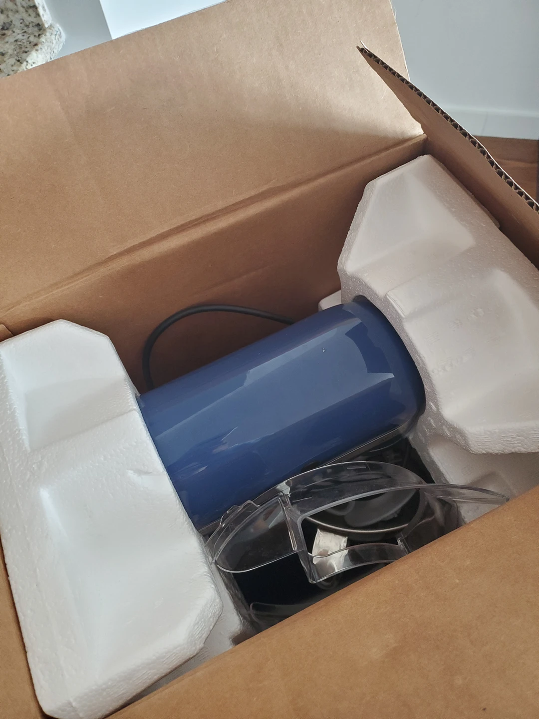 Blue kitchen Aid mixer 5Qt used in good condition. - photo 2