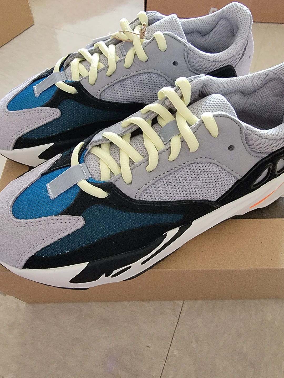 Yeezy Boost 700 wave runner - photo 2