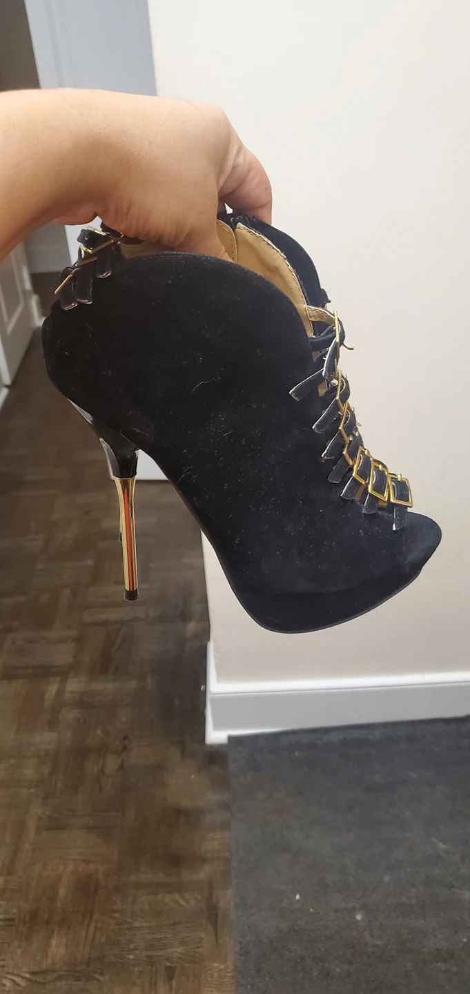 Black and Gold Sexy Stilletos, Size 7 - photo 4