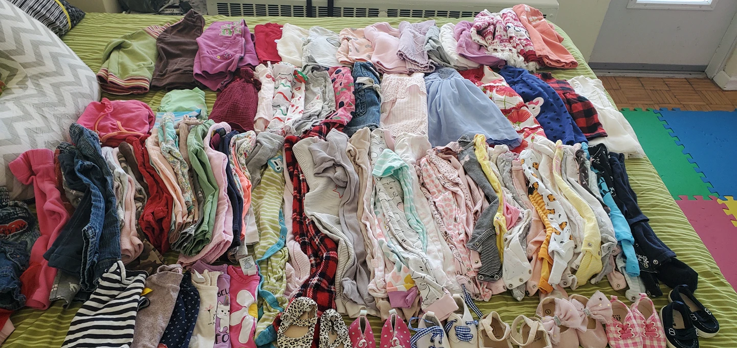 baby girl's clothes