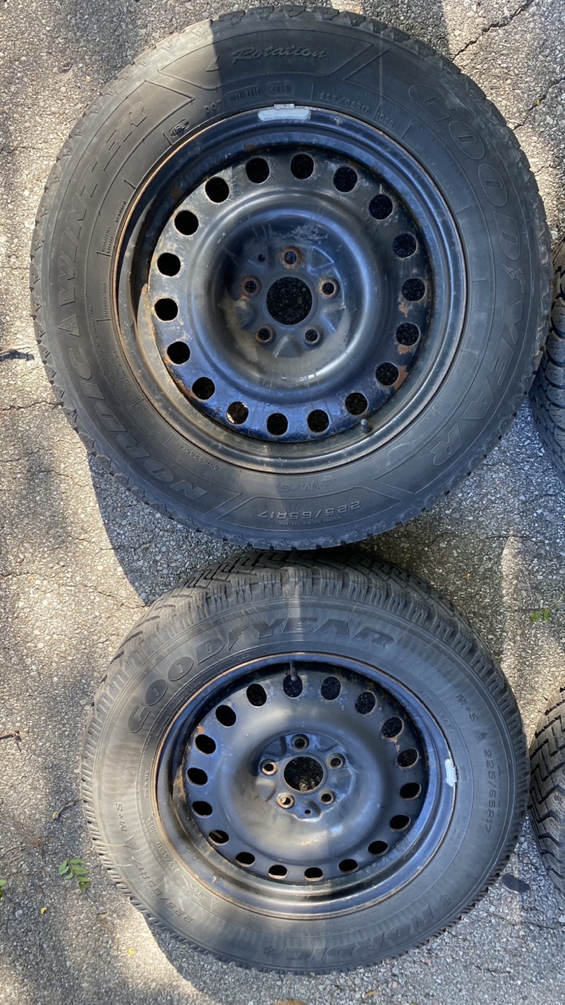 Winter tires + rims 225/65R 17 - photo 2